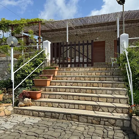 Mare Chiaro Panzió 3*