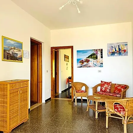 Mare Chiaro Bed & Breakfast 3*